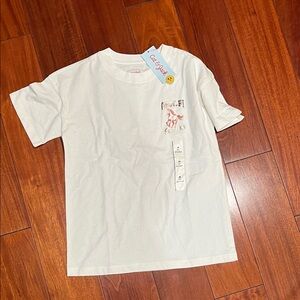 Cat & Jack White Graphic Tee size M(8)